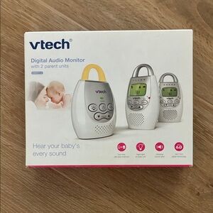 Vtech Digital Audio Baby Monitor with 2 Parent Units NWT